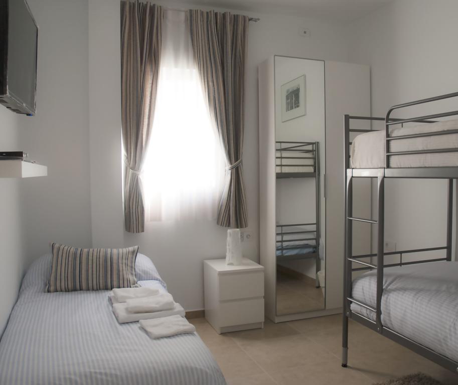 Sunnylivings Hotel Севиля Екстериор снимка