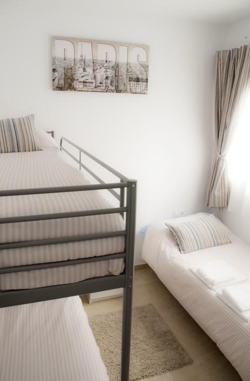 Sunnylivings Hotel Севиля Екстериор снимка