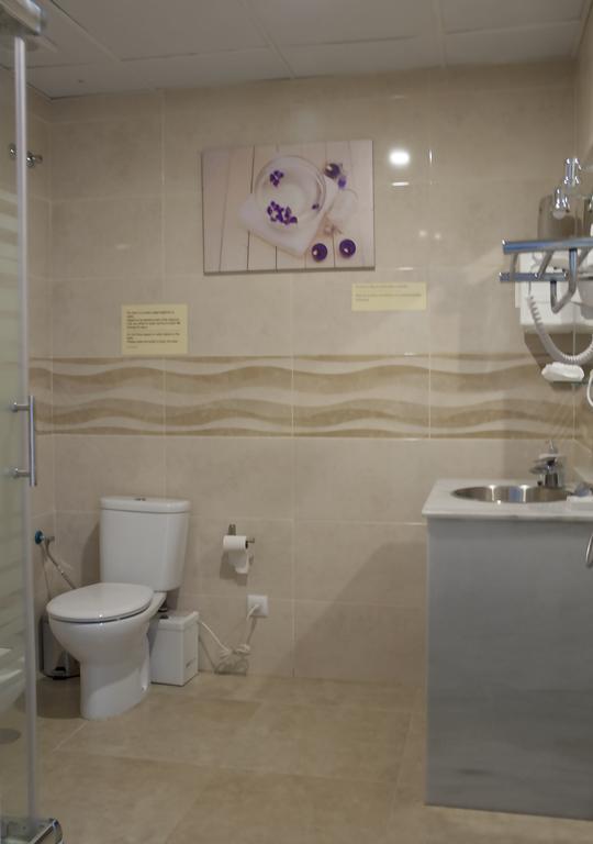 Sunnylivings Hotel Севиля Екстериор снимка